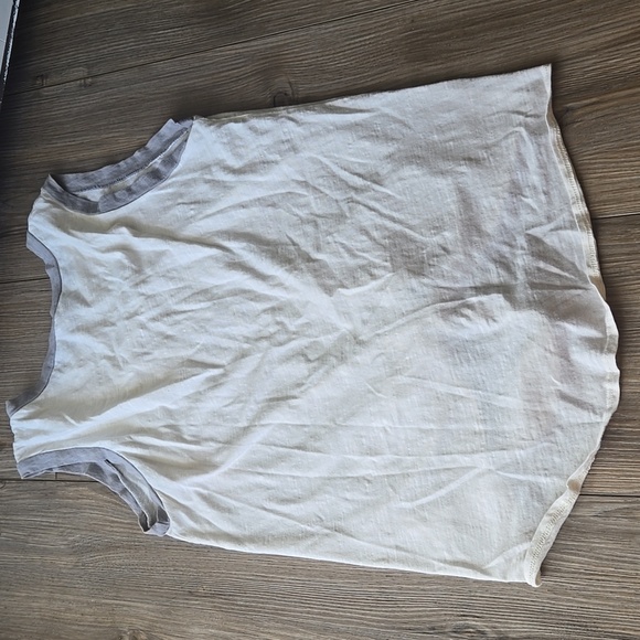 1.4.3. Story by Line Up White and Gray Muscle Tee - Picture 3 of 5